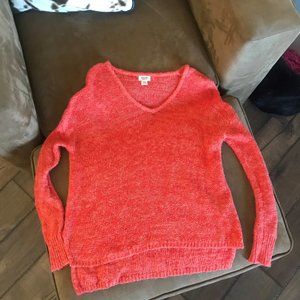 v neck sweater